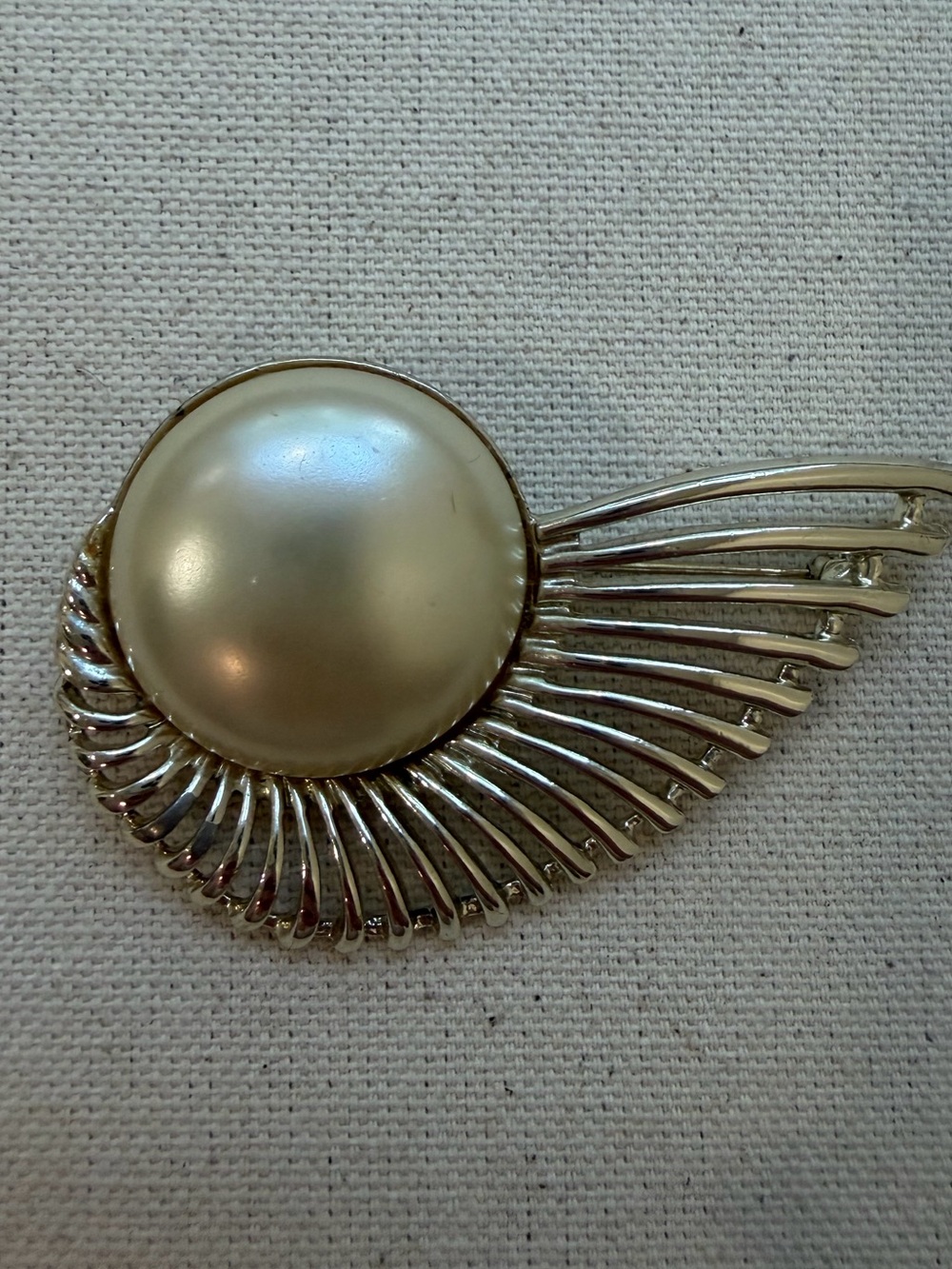 Vintage Sarah Coventry “Pearl Flight” Brooch with Box